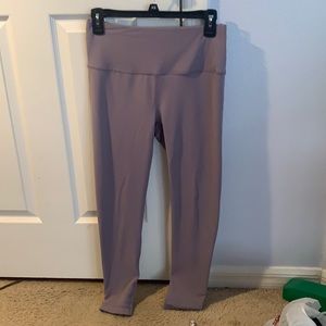Yogalicious “Lux” High Waist Capri, Grey Opal, Size Adult Medium